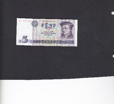 Beschrijving voorzijde: MUNTZER